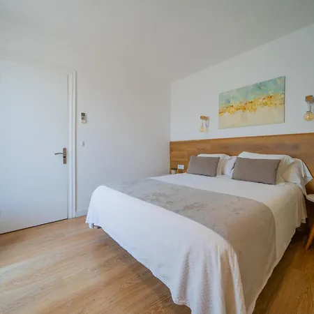 Hostal Menurka-2